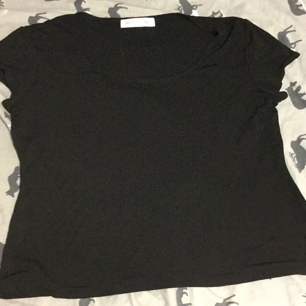 M Jones New York wrinkle free top
